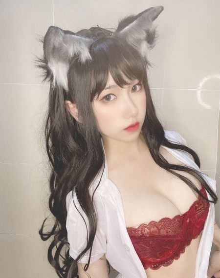 亚洲精品久久久日韩美女图片