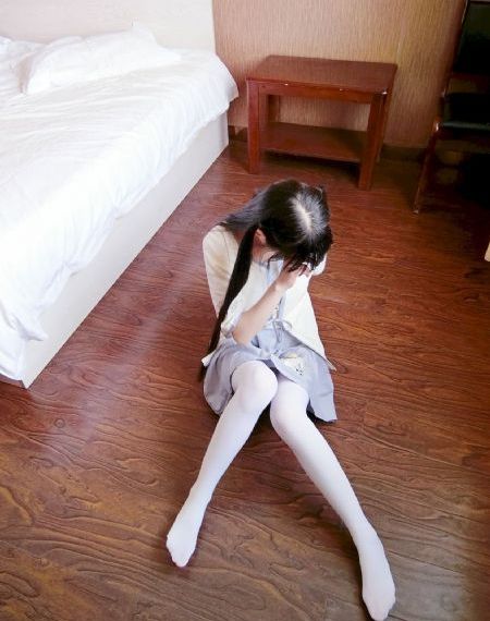 两个小婕子和洗澡hd