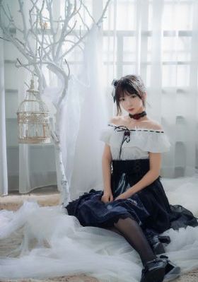 电梯小姐在线观看